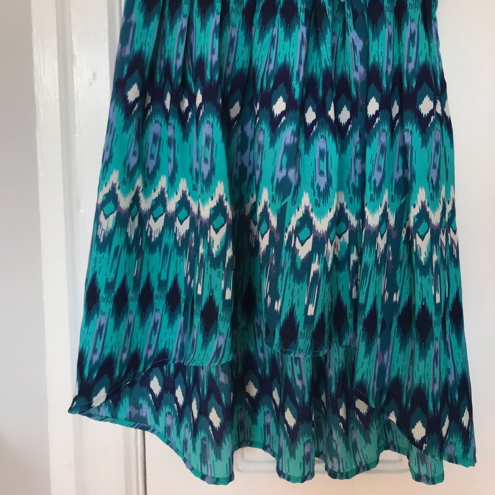 Blue Pattern skirt - Picture 2 of 2